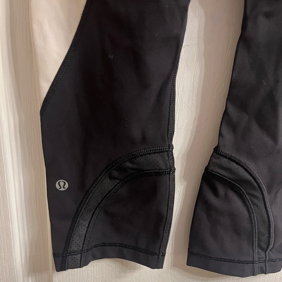 Lululemon Run: Inspire Crop || *All Full-On Luxtreme Size 6 Black / White - Picture 12 of 14